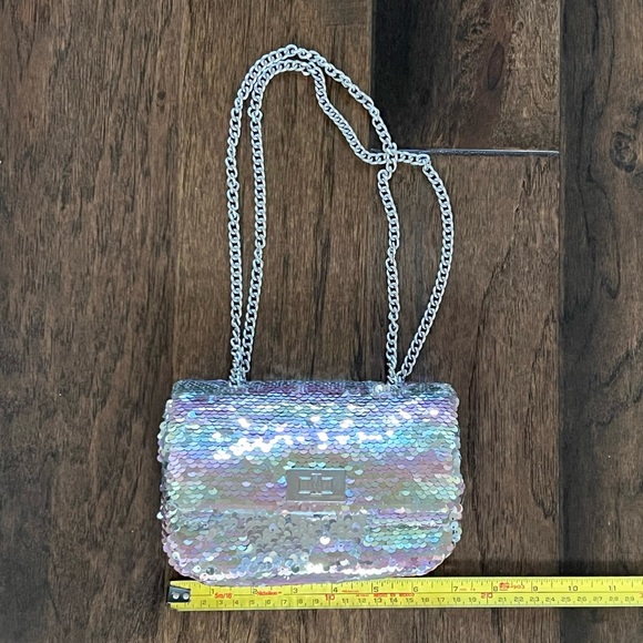 The Children's Place Girl Sliver Flip Sequin Shoulder Party Purse Bag with Chain - Picture 14 of 15